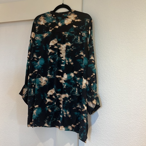 Johnny Was Silk Tunic - Picture 9 of 11